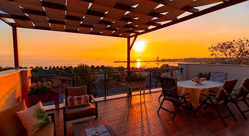 Tuzla Garden Hotel and Spa