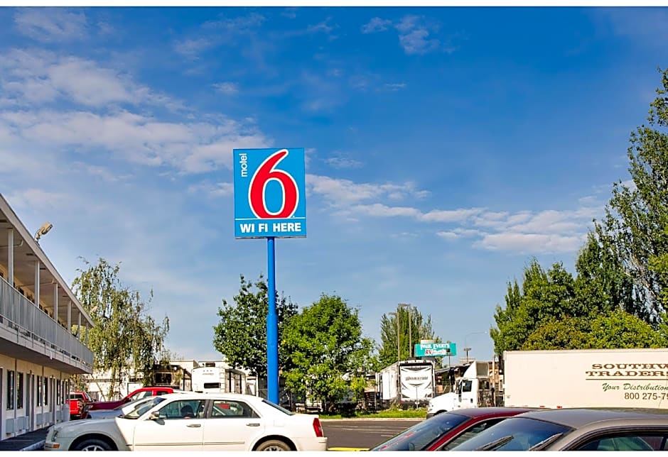 Motel 6-Tacoma, WA - Fife