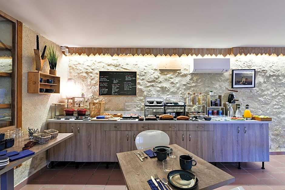 Logis L'Auberge de Larressingle