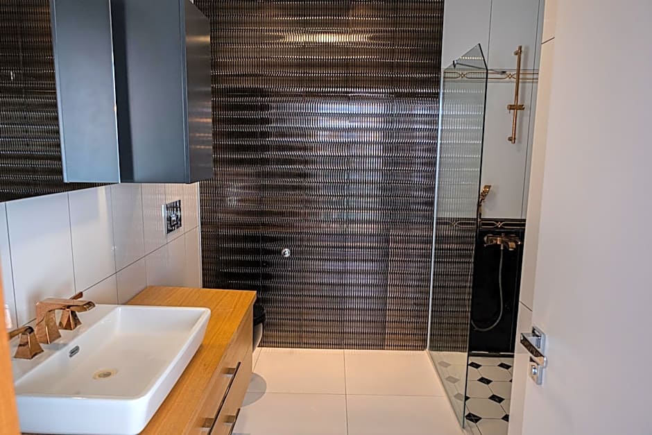 Çeşme lüks huzurlu yeni villa