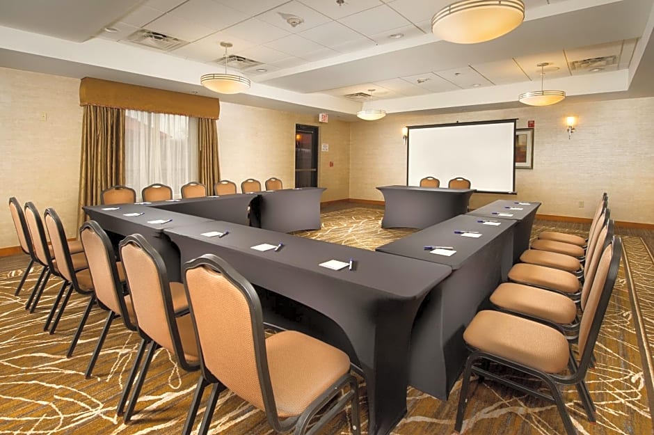 Holiday Inn Express & Suites Columbia - East Elkridge By IHG