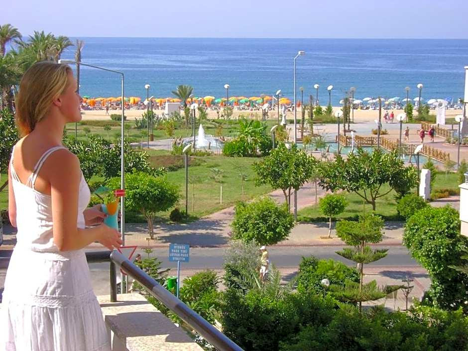 Kleopatra Carina Hotel