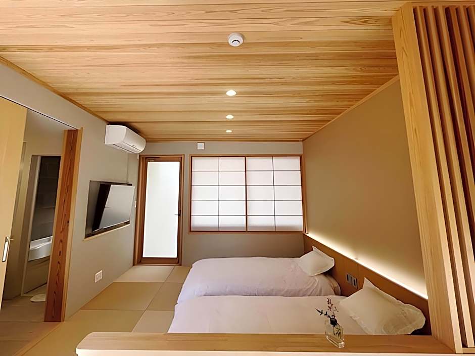 Kansai Airport Hotel Pine Villa