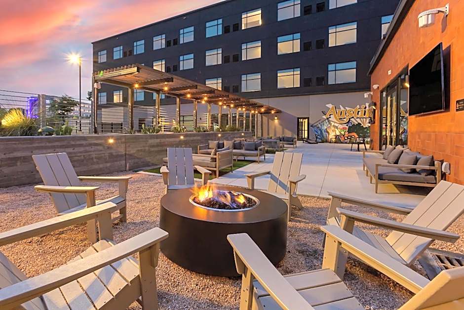 Cambria Hotel Austin Airport