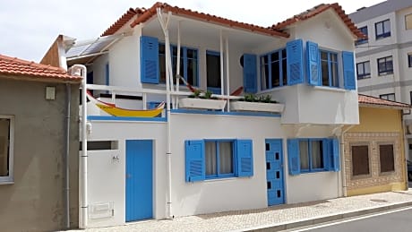 Marias Hostel & Surf