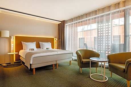 Deluxe Double Room with Balcony