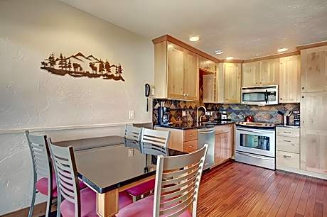 Premier 2 Bedroom Condominium with Den