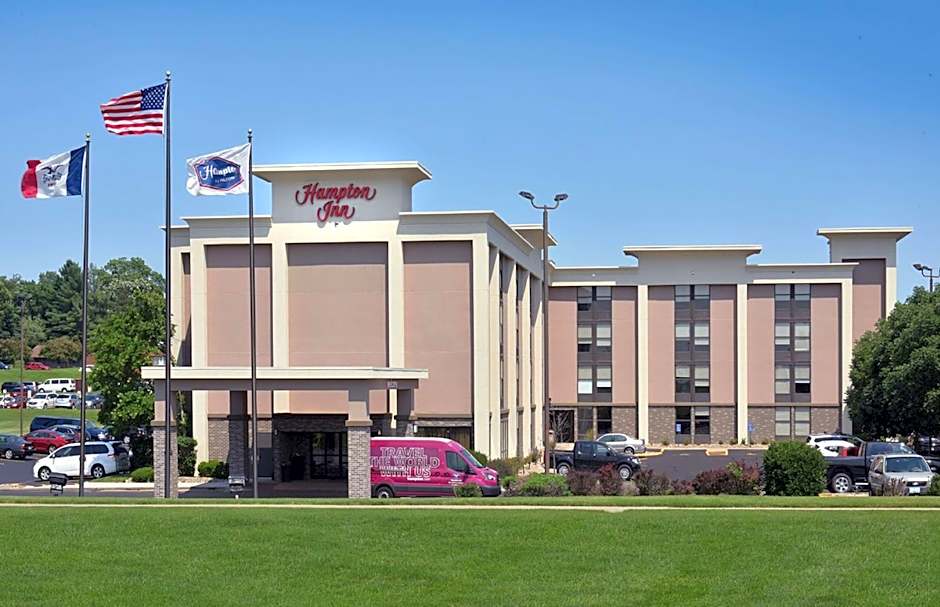 Hampton Inn By Hilton Des Moines Airport