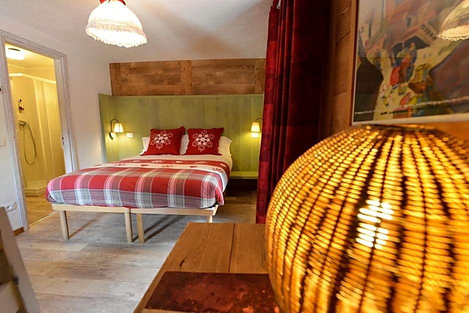 Hotel Petit Dahu - Chambres et Restaurant