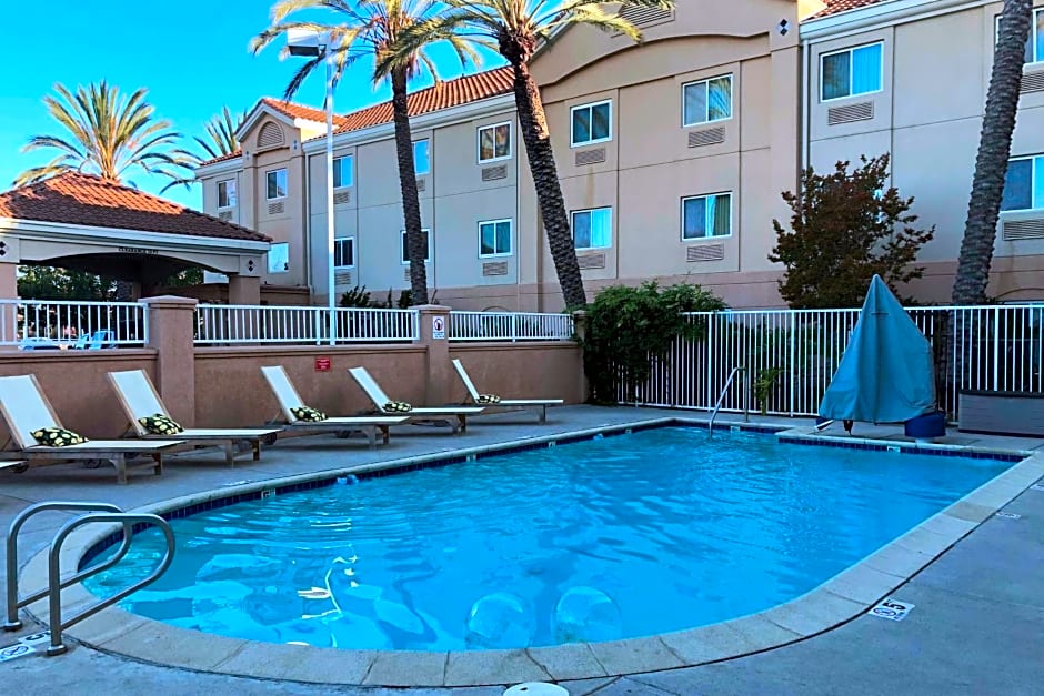 Fairfield Inn & Suites by Marriott San Francisco San Carlos
