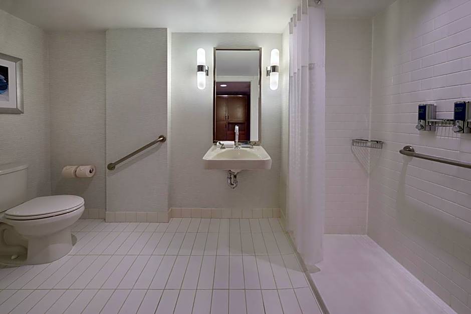 Four Points by Sheraton Hotel & Conference Centre Gatineau-Ottawa