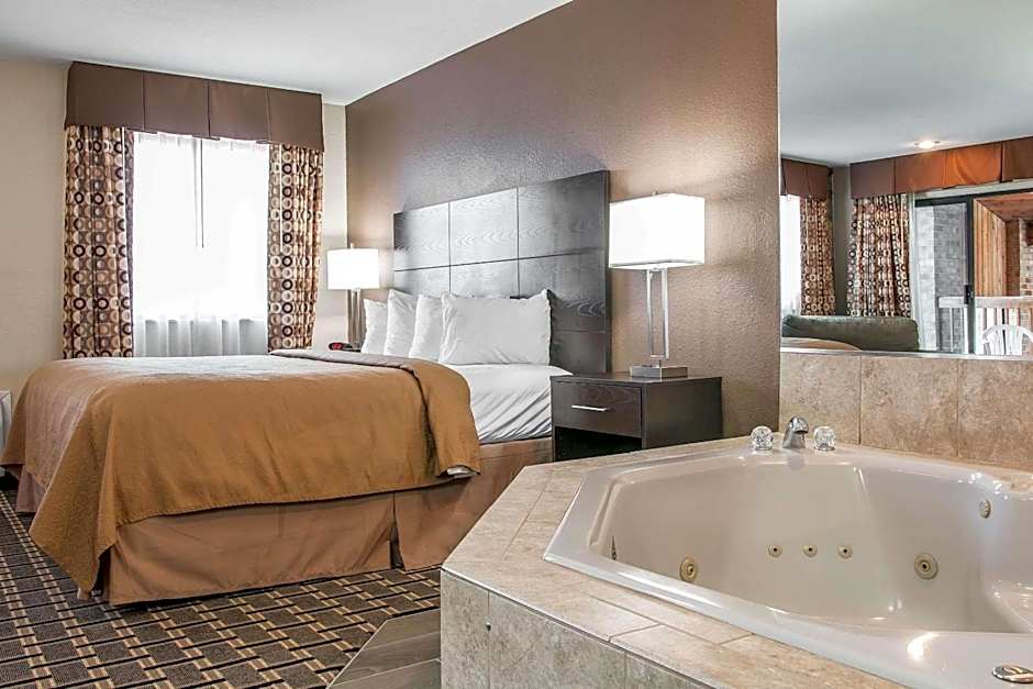 Quality Inn Byron Center