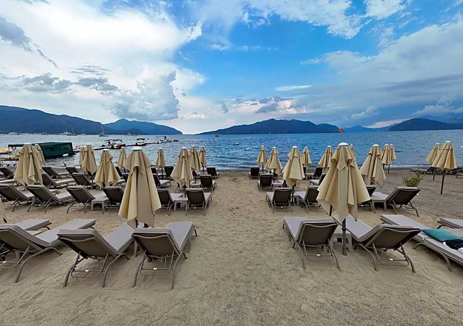 Cle Beach Boutique Hotel