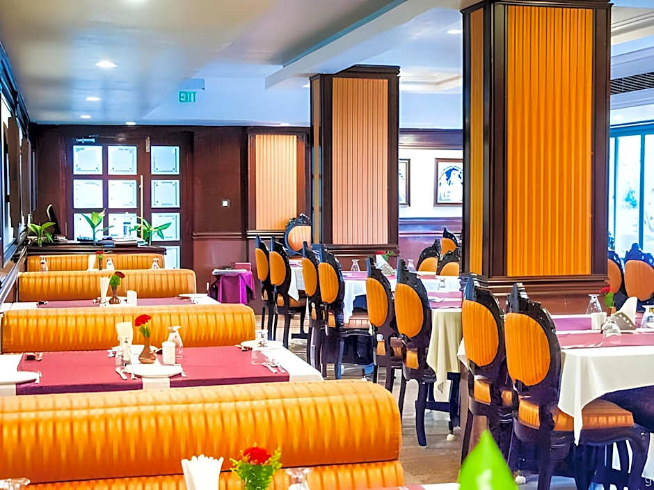 Anandha Inn Convention Centre and Suites