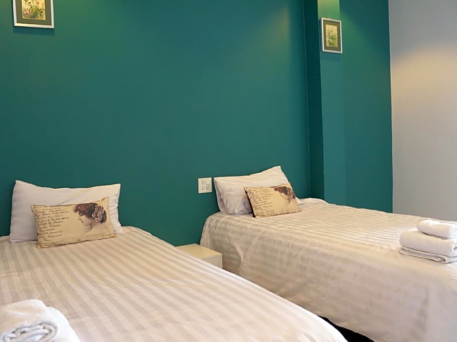 Sabai @ Chumphae Hotel