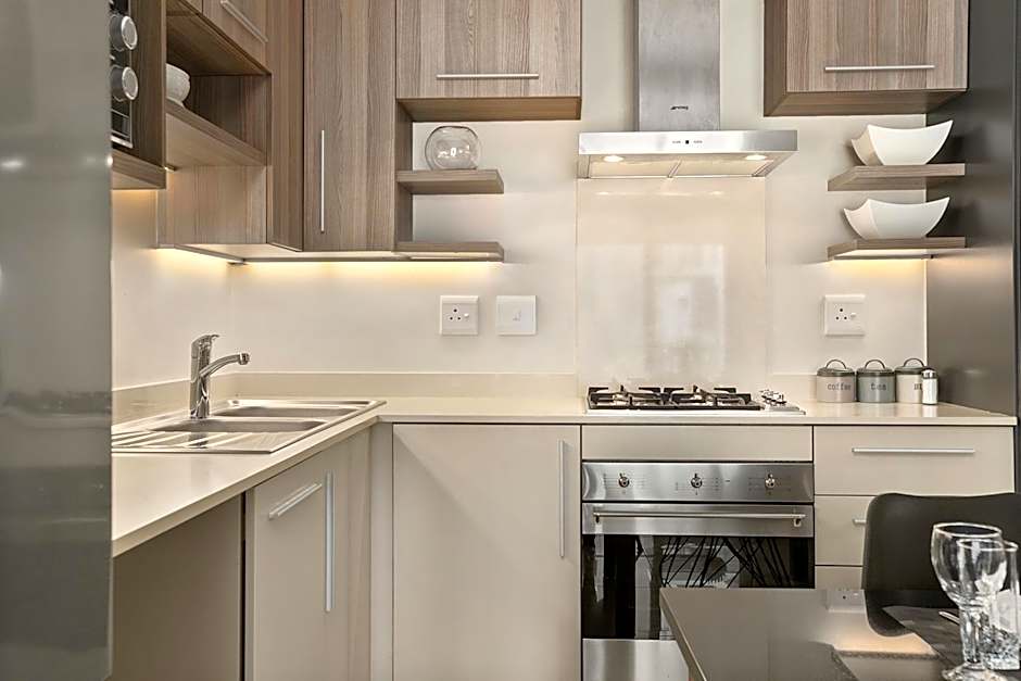 Easy Stay - The Tyrwhitt Rosebank