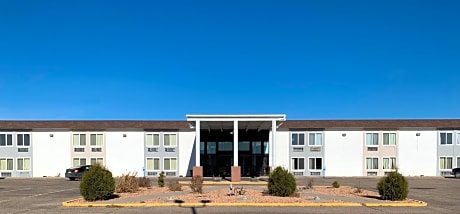 Scottsbluff Inn