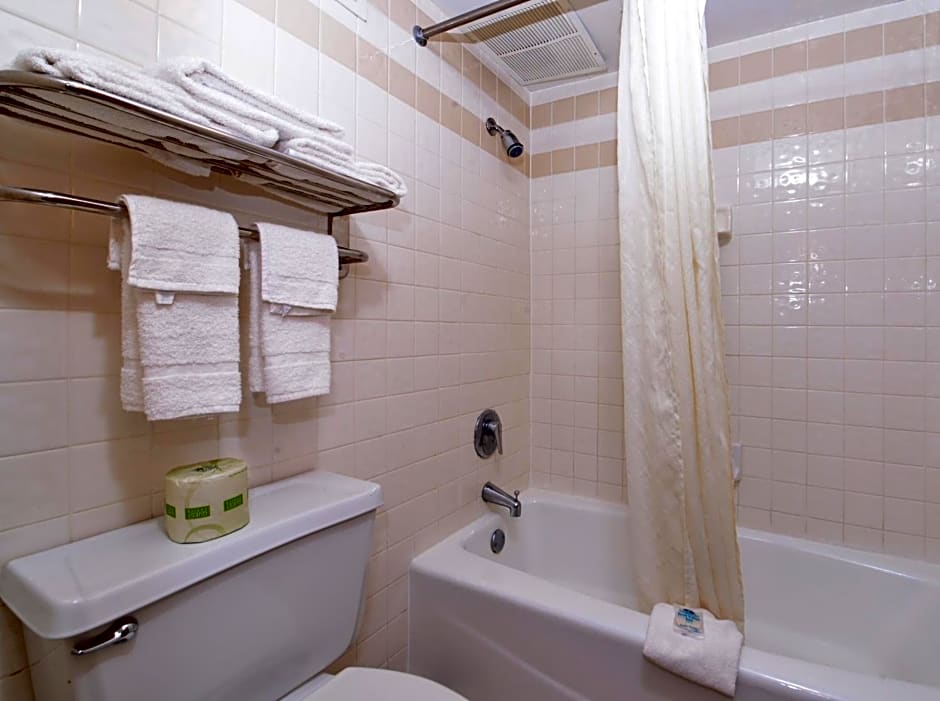 Americas Best Value Inn - Collinsville / St. Louis