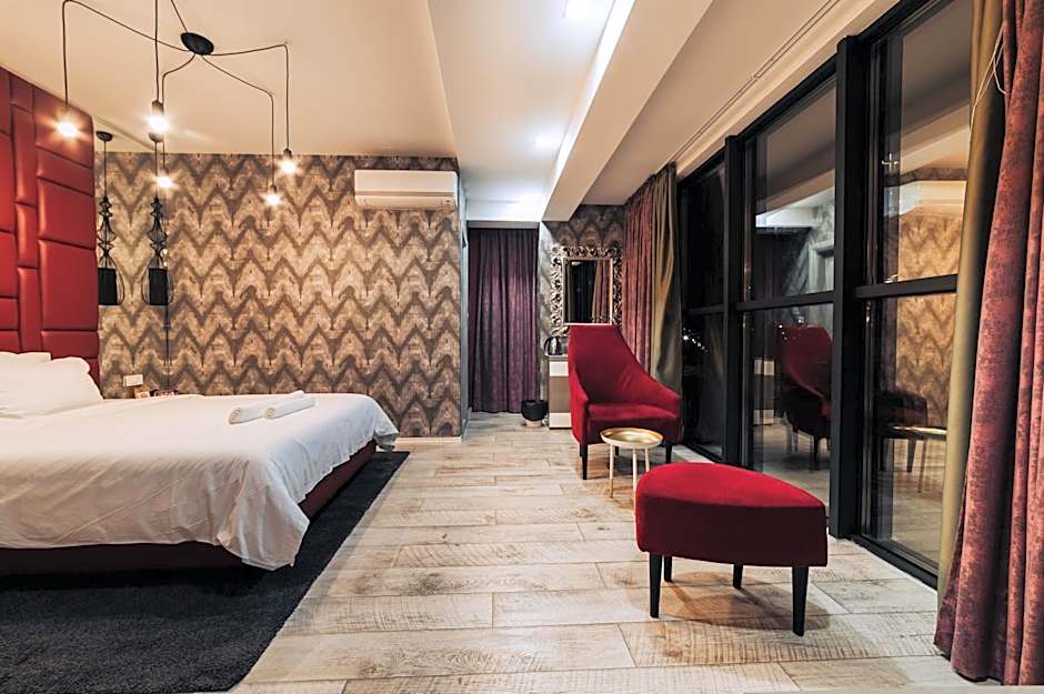 Urbanista Hotel & Bar