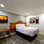 Deluxe Inn