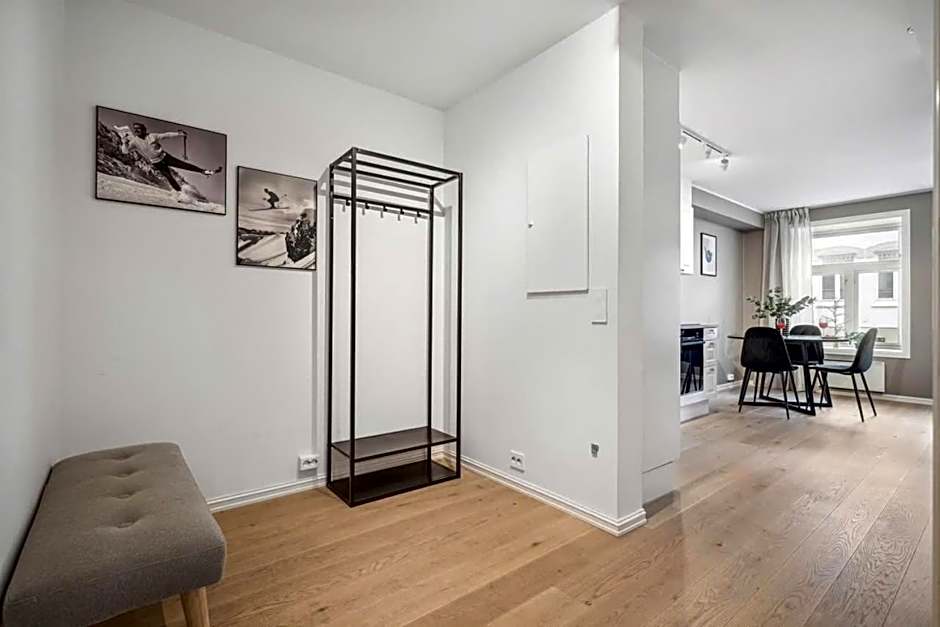 70 Degrees North City Apartments