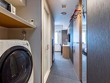 Cozy Single Room - Non-Smoking