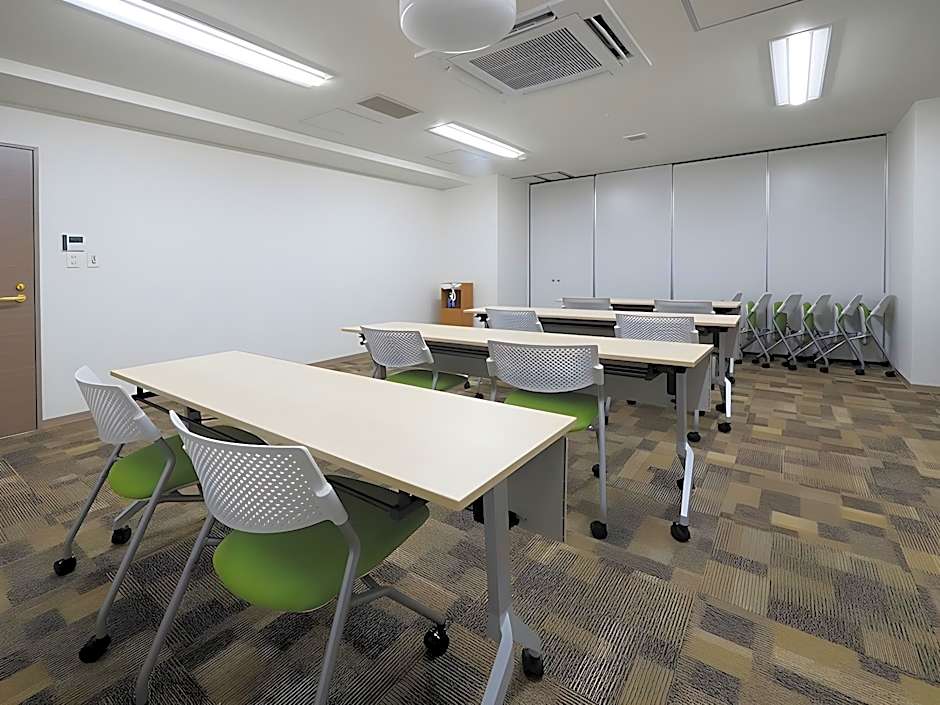 Toyoko Inn Iseshi Eki