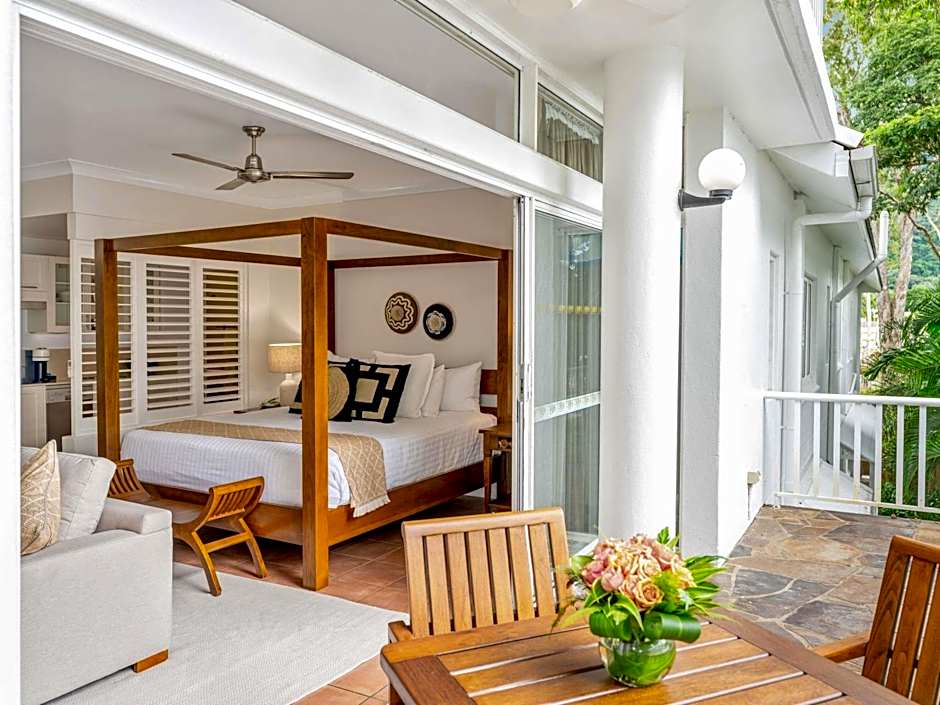 The Reef House Adults Retreat