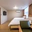 Elin Hotel