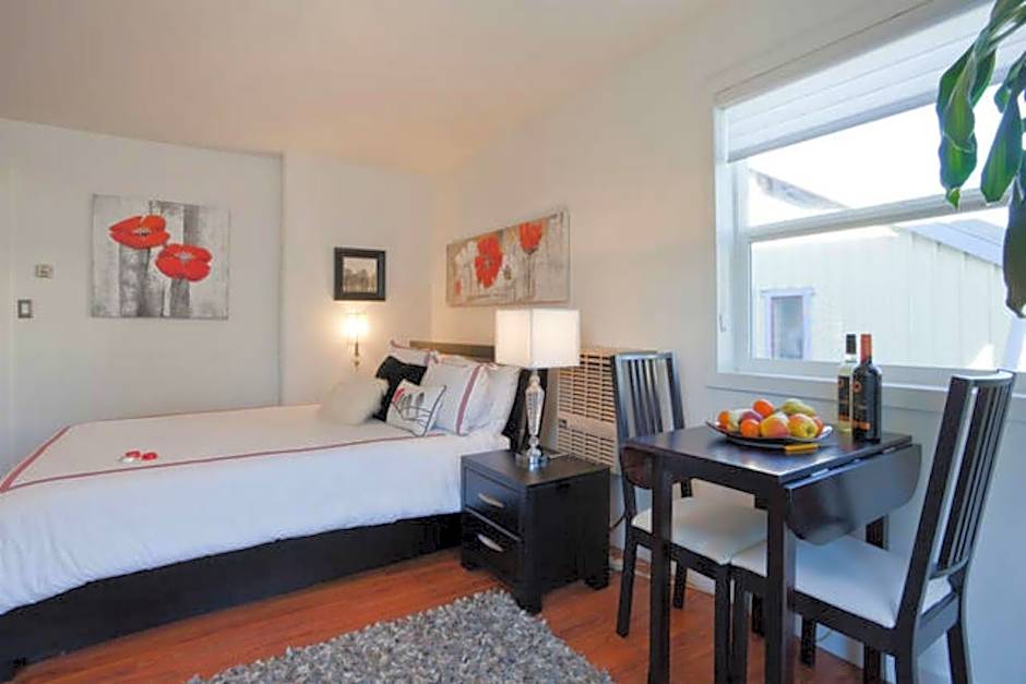 A Float Home B&B in Fisherman’s Wharf