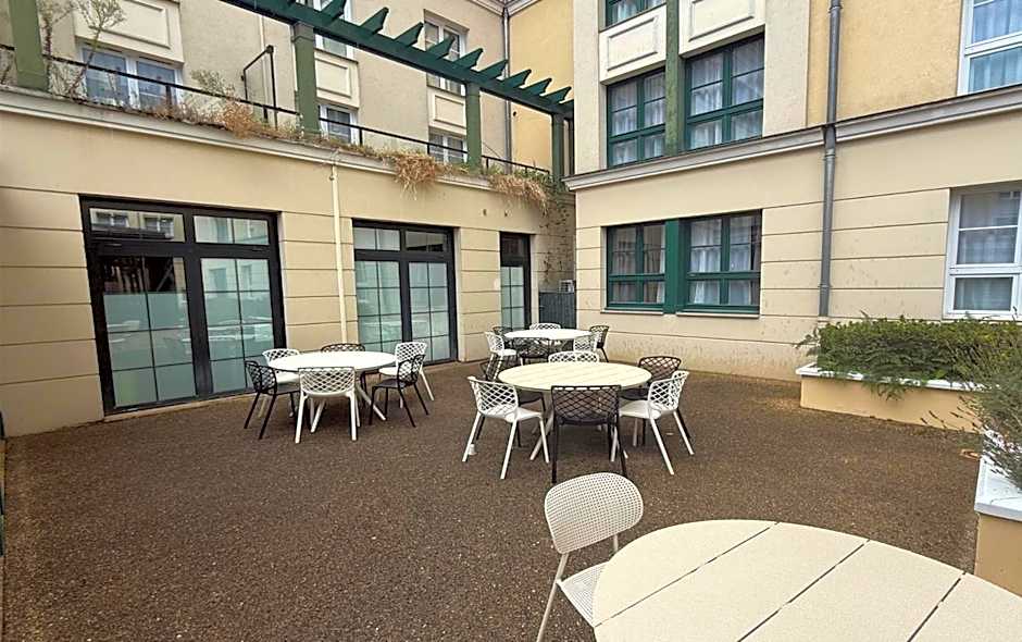 Aparthotel Adagio Val d'Europe near Disneyland Paris