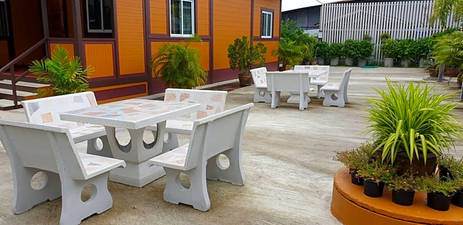 Banchang Apartment and Hotel