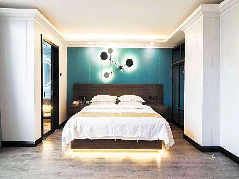GreenTree Alliance JiangXi ShangRao YiYang County ZhiMin Aveune YingBin Avenue Hotel