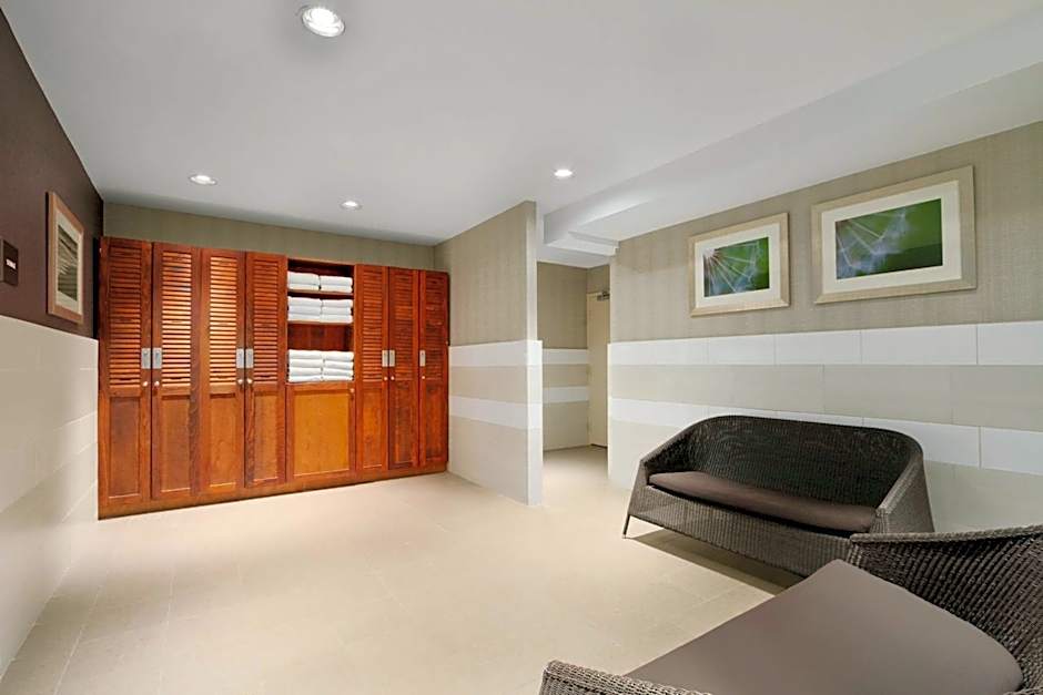 DoubleTree by Hilton Toronto Downtown