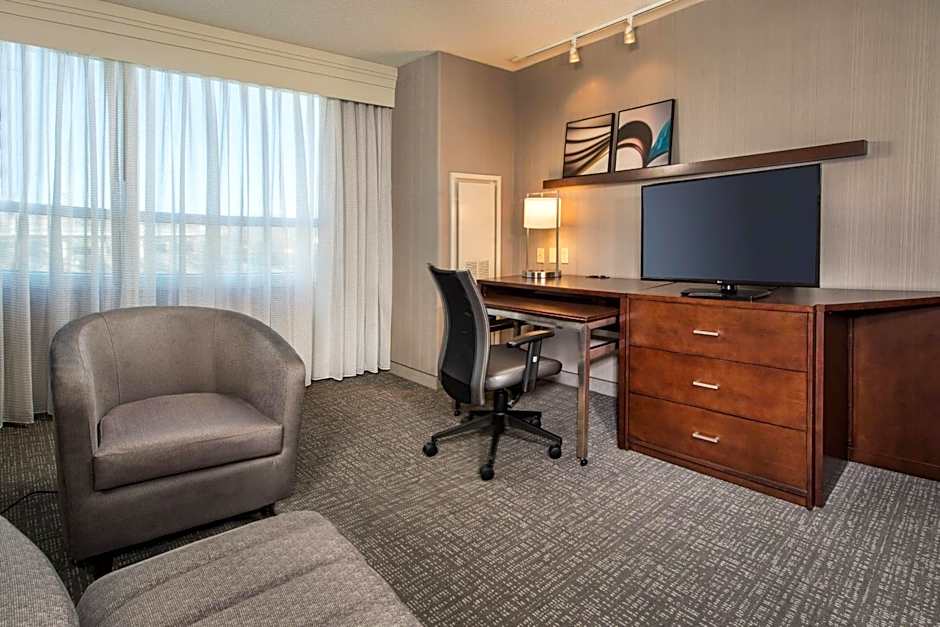 Courtyard by Marriott Washington, DC/U.S. Capitol