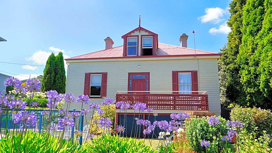 Waterfront Lodge Motel