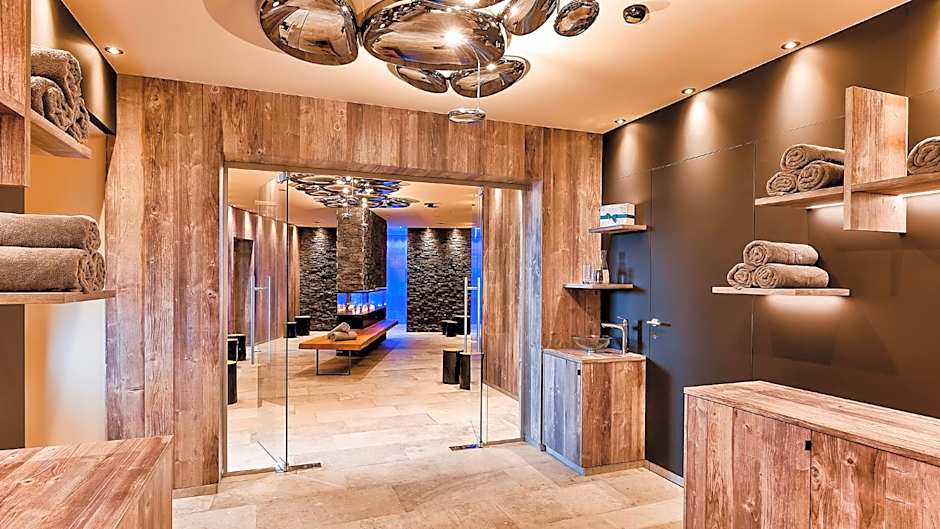 Mountain Spa Residences