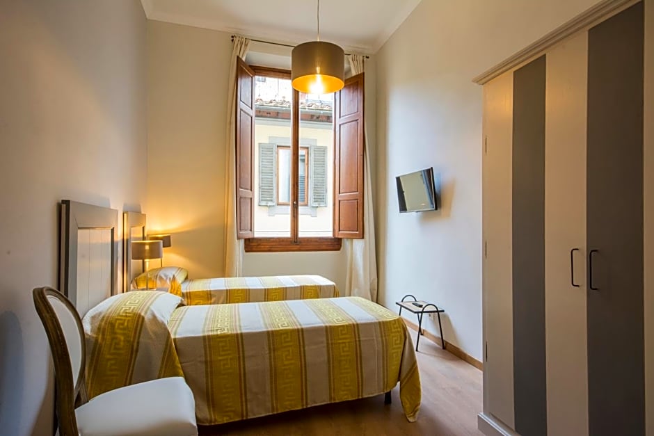 Iris Apartments by Mmega