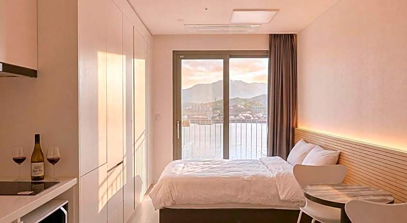 World Sky Residence Hotel