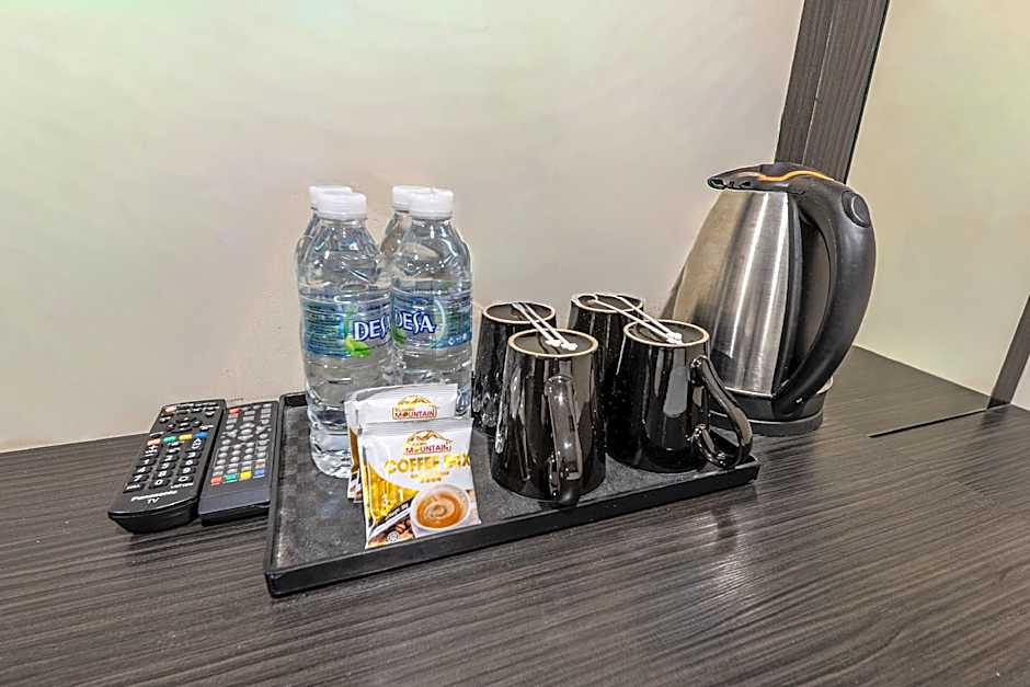 Gl Hotel