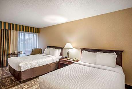 Double Room with Two Double Beds - Non-Smoking/Pet Friendly