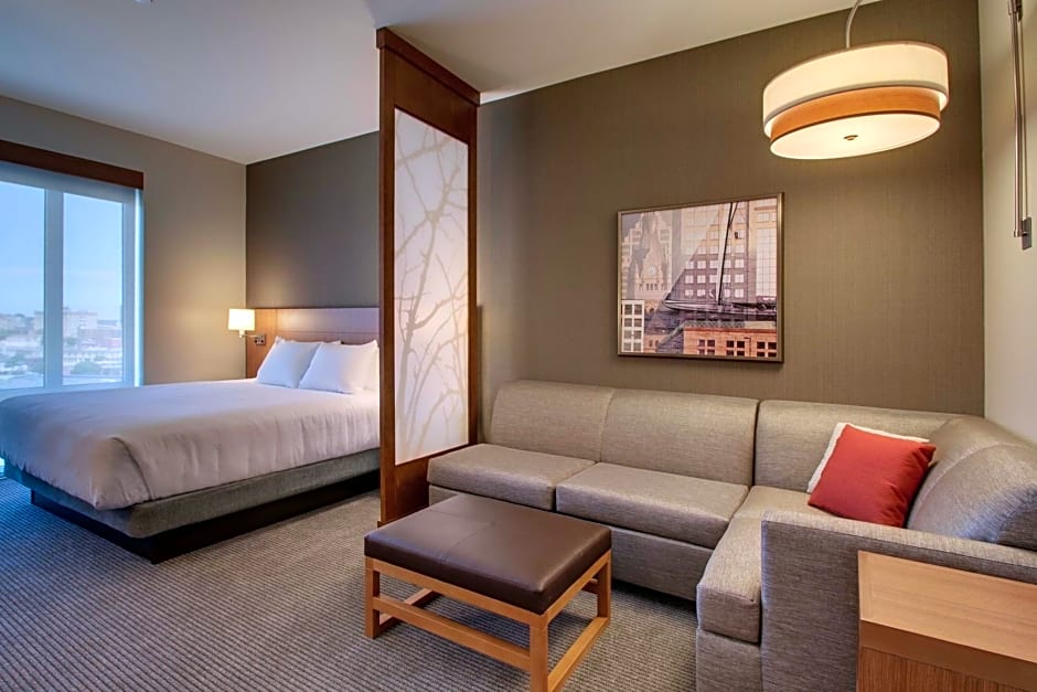 Hyatt Place Milwaukee Downtown