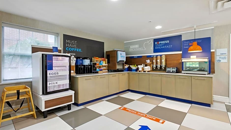 Holiday Inn Express Williamsburg North By IHG
