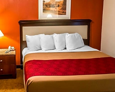 Economy Inn & Suites