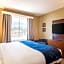 Comfort Suites