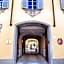 Palazzo Le Poste - Suite and Apartments