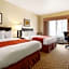 Country Inn & Suites by Radisson, Clinton, IA