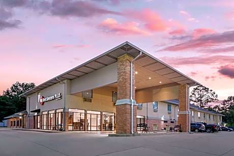 Best Western Plus Two Rivers Hotel & Suites