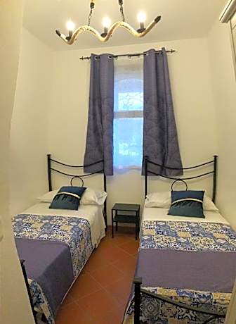 Queen Room - Disability Access