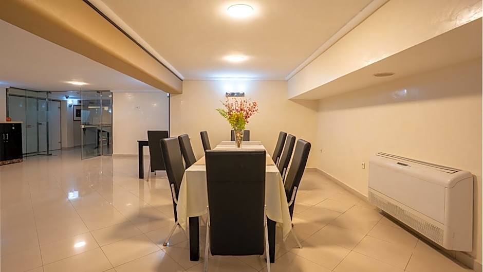 Hotel Al Walid